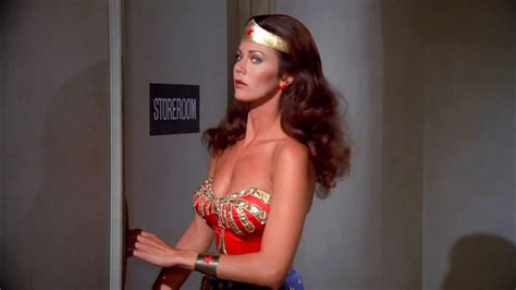 Wonder Woman (Lynda Carter) beats up the bad guys & shows her bust 1080P BD - YouTube