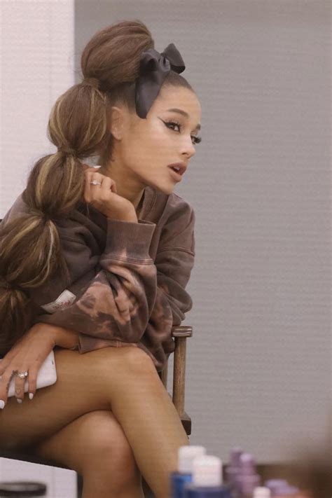 Ariana Grande Knows the Power Of A Good Hair Accessory | British Vogue ...