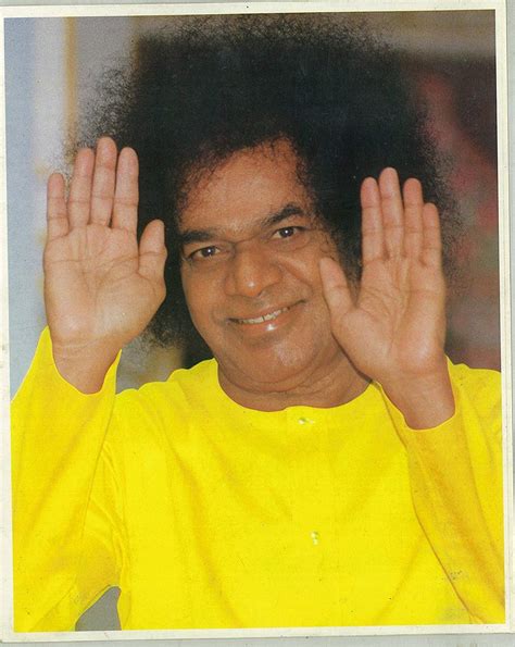 Astonishing Compilation of Full 4K Sathya Sai Baba Pictures - Over 999 Images