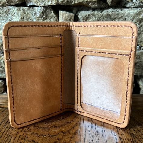 The Art of Choosing a Leather Wallet – burnsideleathercraft.com