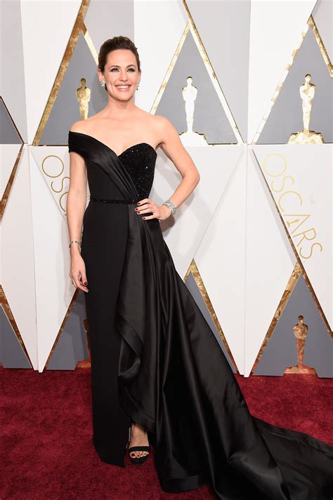 Jennifer Garner Follows Vanity Fair Cover With Great Oscars - Go Fug Yourself