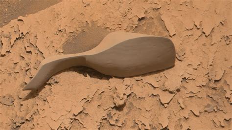 NASA’s Curiosity Mars Rover discovers unusual rock formation.