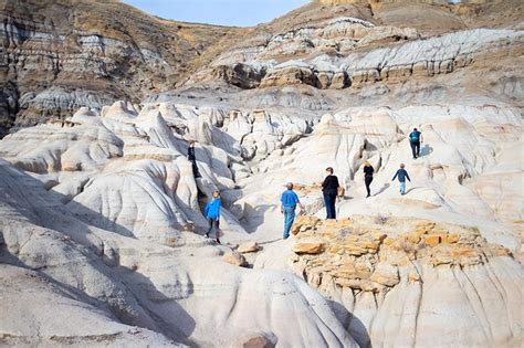 The Ultimate Guide to the BEST Drumheller Hikes (for 2024)