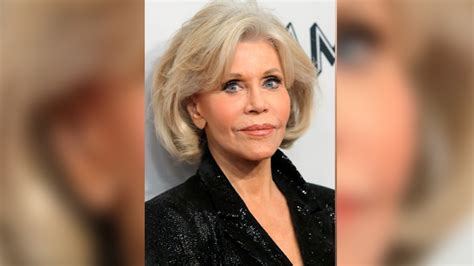 Jane Fonda reveals cancer diagnosis, "This is very treatable"