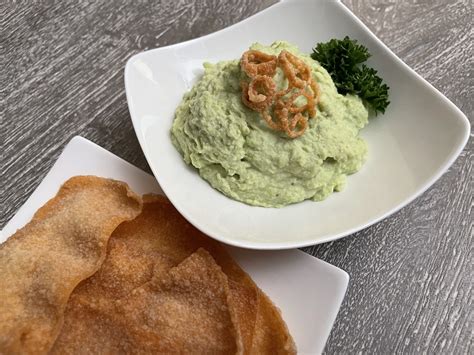 Edamame Hummus – A nice change! – ByKumi