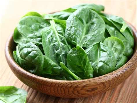 Organic Baby Spinach Nutrition Facts - Eat This Much