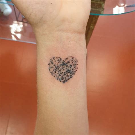 Details more than 73 thumbprint heart tattoo - in.coedo.com.vn