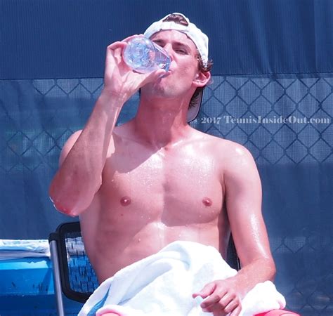 Shirtless Dominic Thiem — You’re Welcome – TENNIS INSIDE OUT