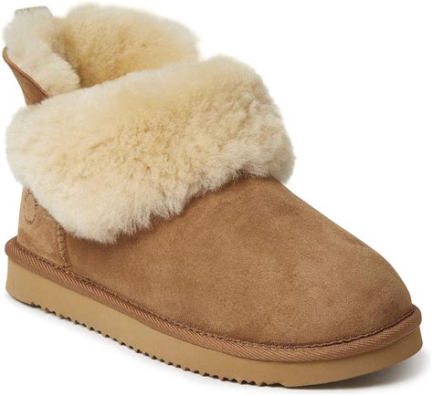 Amazon.com | Dearfoams Women's Fireside Perth Shearling Foldover Boot ...