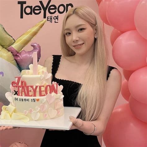 Pin by Pinner on ｡˚KP0P | Taeyeon, Birthday candles, Cake