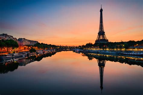 Seine River, The River That Became An Icon of The Romantic City of Paris - Traveldigg.com