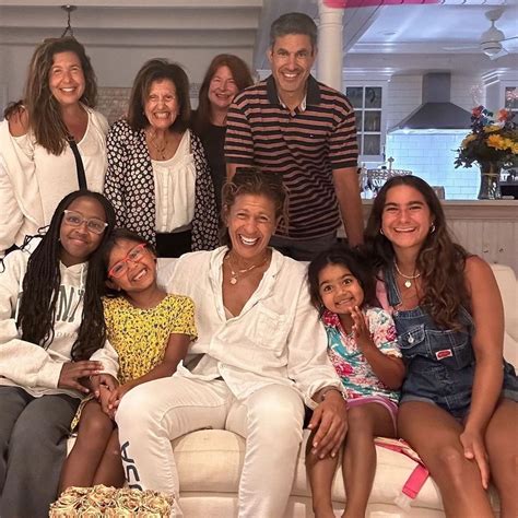 Hoda Kotb delivers sweetest family update ahead of Christmas - 'How did ...