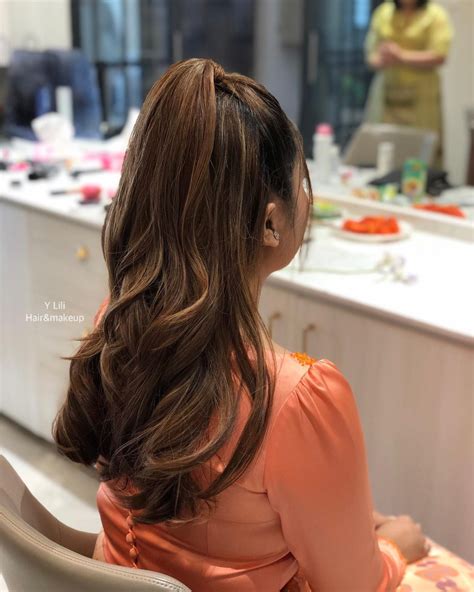 30 Convocation Hairstyles: Glamorous Inspirations for Uni