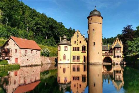 17 Spectacular Castles in Southern Germany you NEED to visit (map included)