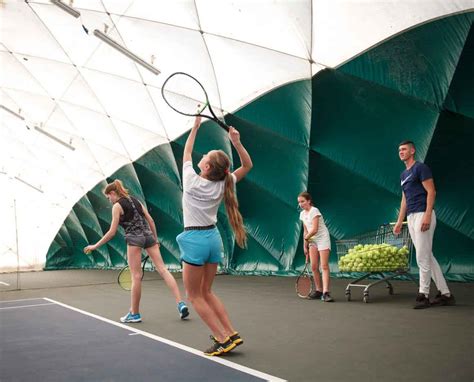 Kid's tennis trainings from 5 to 12 years old | Love4Tennis.com