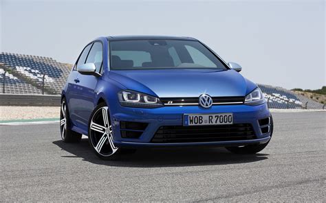 2014 Volkswagen Golf R Wallpaper | HD Car Wallpapers | ID #3655