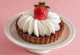 nyauko - Cakes, sweets - Petal-shaped fresh cream strawberry custard cream tart