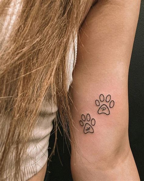 Details more than 51 dog paw tattoo - in.cdgdbentre