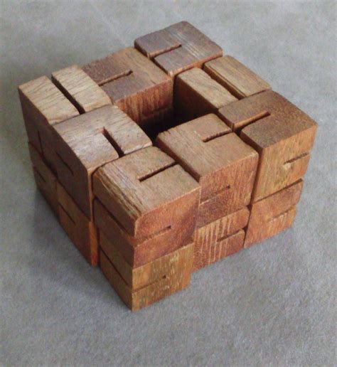 How to Make SNAKE CUBE Good Brain Teaser - Instructables