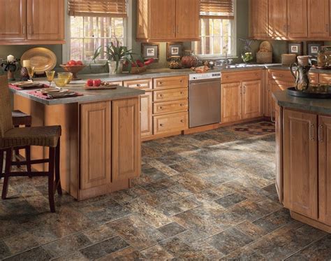 30+ Kitchen Vinyl Flooring Ideas Pictures – DECOOMO