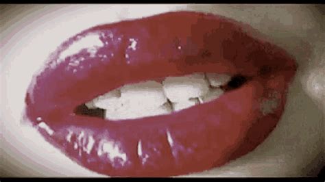 Close Up Red Lips GIF - CloseUp RedLips LickLips - Discover & Share GIFs