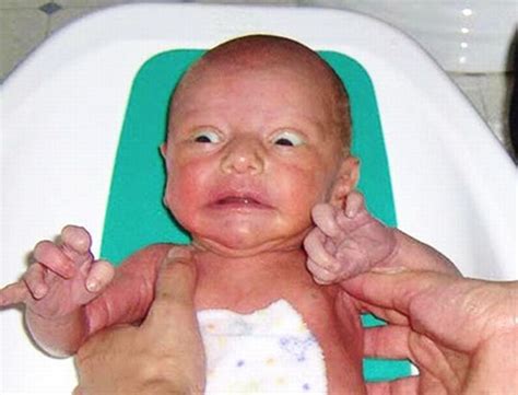 "Ugly" Babies (24 pics)