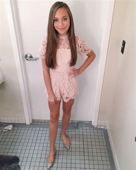 Official Instagram for Maddie Ziegler Twitter/FB: MaddieZiegler | Maddie ziegler outfit, Maddie ...