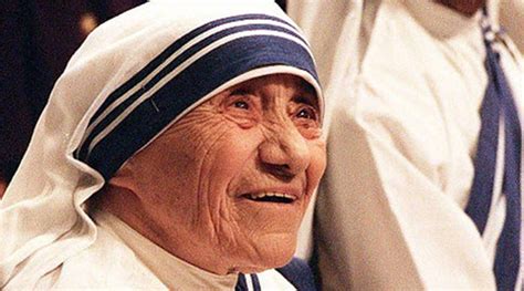 मदर टेरेसा का जीवन परिचय - Mother Teresa Biography in Hindi - Yuva Digest