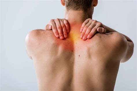 Effective Ways to Manage Upper Back Pain Caused by Pneumonia