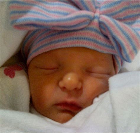 See the First Photo of Jimmy Fallon's Newborn Daughter - Parade