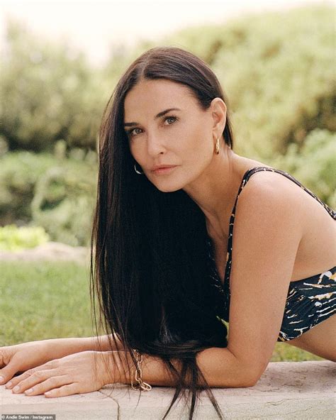 Thursday 14 July 2022 09:24 PM Demi Moore, 59, proves she is ageless as she looks stunning in ...