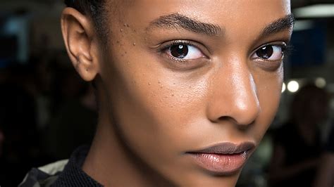 The Best Primers for Oily Skin You Need | StyleCaster