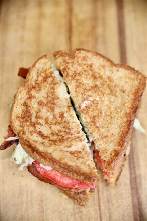 BLT Grilled Cheese - Miss in the Kitchen