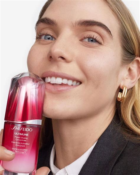 Smooth skin meets sustainable design. New Ultimune Power Infusing Concentrate formula combines ...