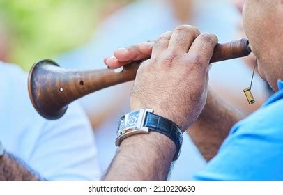 29 Kurdish Musical Instruments Images, Stock Photos & Vectors ...