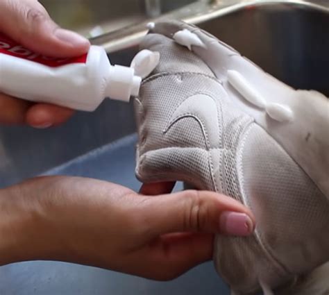 How To Clean White Shoes With Toothpaste