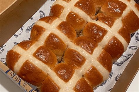 Expat Choice | Limited Edition Hot Cross Buns Freshly Baked at Greenwood Fish Market’s Quayside ...
