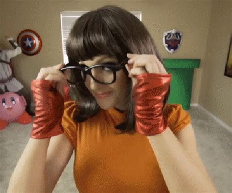 The Best Gifs of 2015 [Video] [Video] | Sexy velma, Velma, Cool gifs