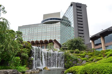 Japanese Garden at Hotel New Otani Tokyo - Japan Web Magazine