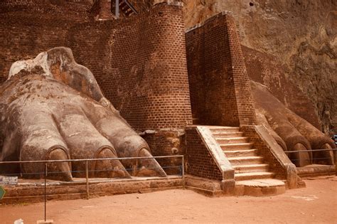 Sigiriya : Ravan's Fort in Sri Lanka | Sneh's Blog