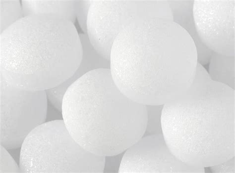 What are Mothballs? (with pictures)