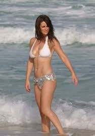 8 Hot Dana Loesch Bikini Pics