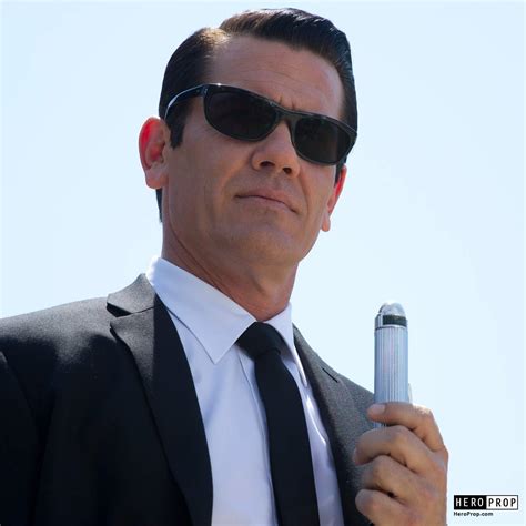 Men In Black 3 - Agent K (Josh Brolin) MIB Ray Ban Sunglasses - HeroProp.com