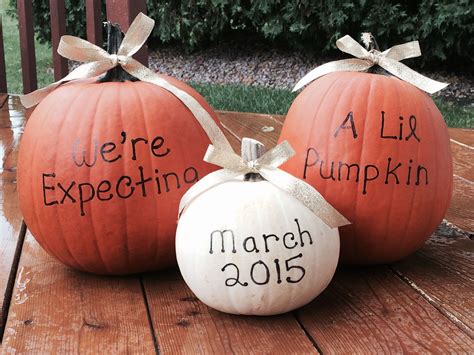 Baby announcement idea - cute fall baby announcement with pumpkins | Fall baby announcement, Fun ...