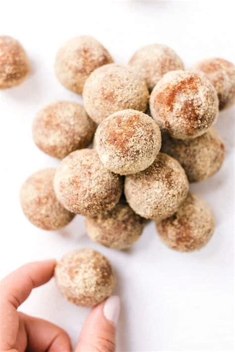 Apple Pie Energy Bites - Simply Quinoa