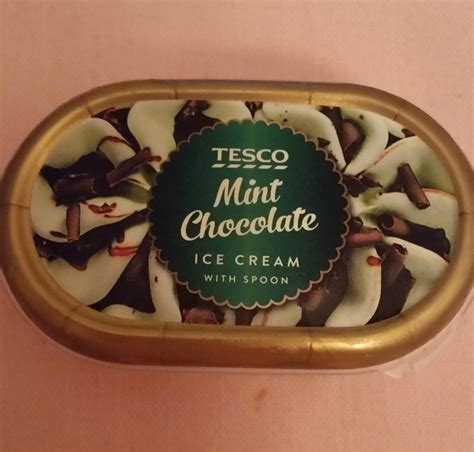 Trust Me Treats: Tesco Mint Chocolate Ice Cream Mini review