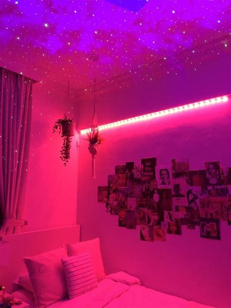 bedroom vibes aesthe | Neon bedroom, Aesthetic bedroom, Neon room