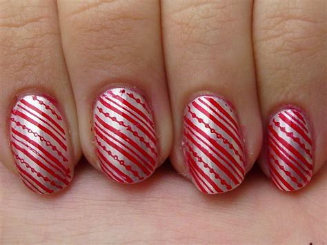 Nails in my Coffin: Candy Cane Nails!