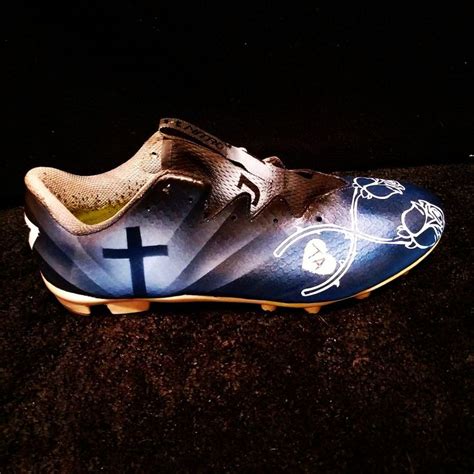 Best 25+ Custom football cleats ideas on Pinterest | Custom soccer cleats, Custom football boots ...