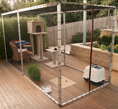 10+ Outdoor Cat Run Enclosure - DECOOMO